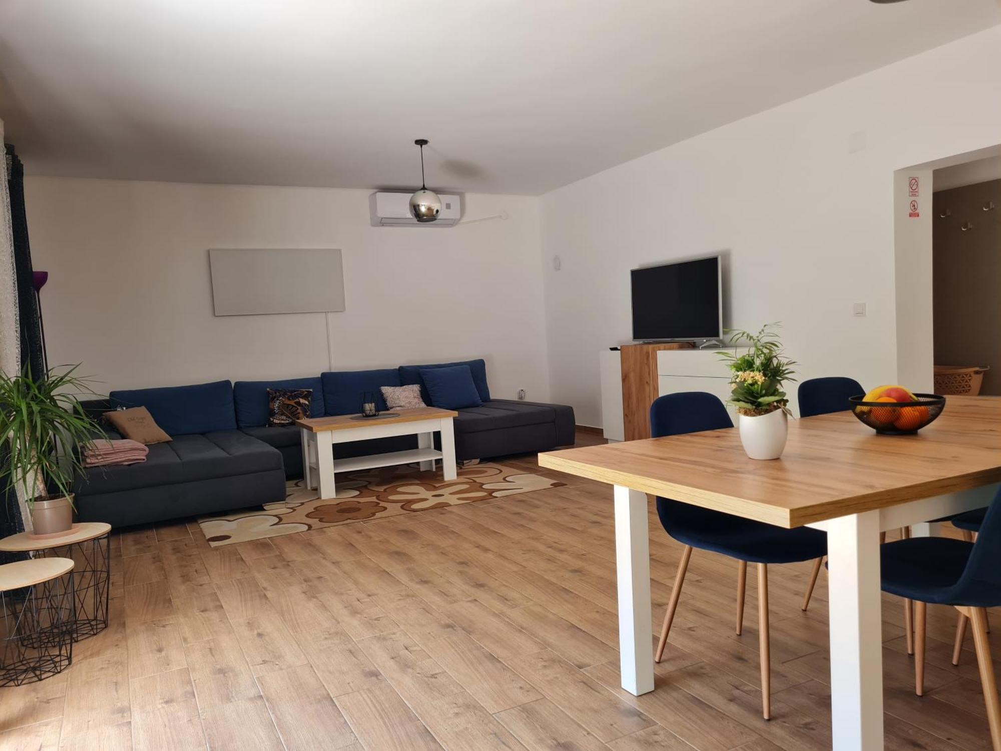 Old Town Road Apartment Karlovac Exterior photo